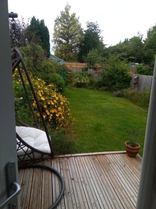 Modern 1-Bed Apartment, Plus Parking, Near Oxford And The Jr Esterno foto